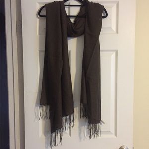 100% Cashmere Chestnut Colored Scarf